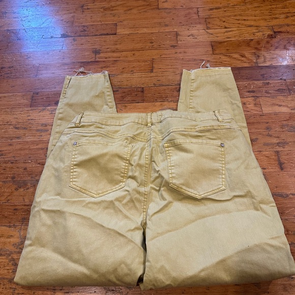 Cato Mustard Denim Jeans - Picture 4 of 4